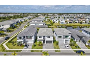 8371 Essex Country Club Dr Boca Raton, FL 33434 - MLS#A11946864