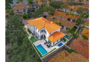 1469 Shoreline Way Hollywood, FL 33019 - MLS#A11946865