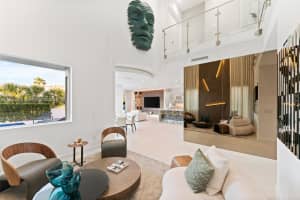 10561 Nw 67th Ter Doral, FL 33178 - MLS#A11946906