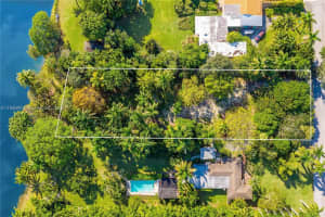 6366 Snapper Creek Dr Miami, FL 33143 - MLS#A11946909