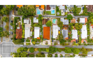 426 Sw 26th Rd, Miami