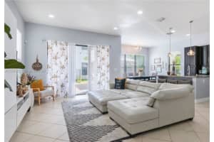 9865 W 34th Ct Hialeah, FL 33018 - MLS#A11946911