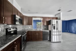 8105 Sw 19th St North Lauderdale, FL 33068 Sold 02/01/26