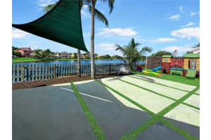 15481 Sw 47th Ter 15481 Miami, FL 33185 - MLS#A11946977