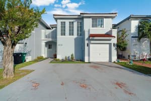 8725 Sw 158th Pl Miami, FL 33193 - MLS#A11947048