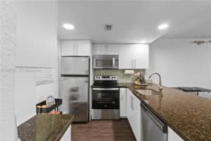 8075 Sw 107th Ave 221 Miami, FL 33173 - MLS#A11947049