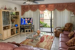 20851 San Simeon Way 202 Miami, FL 33179 - MLS#A11947053