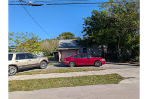 719 Ne 37th St Oakland Park, FL 33334 - MLS#A11947086