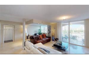 19877 E Country Club Dr 3608 Aventura, FL 33180 - MLS#A11947090