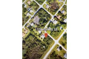 1328 Se Ran Rd Palm Bay, FL 32909 - MLS#A11947157
