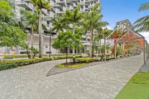 5252 Nw 85th Ave 605 Doral, FL 33166 - MLS#A11947167