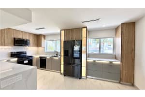 3826 Ne 171st St 3826 North Miami Beach, FL 33160 - MLS#A11947193