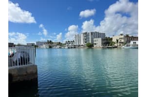 8420 Byron Ave 4 Miami Beach, FL 33141 - MLS#A11947207