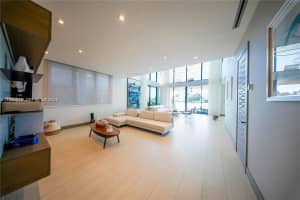 7520 W Treasure Dr 0 North Bay Village, FL 33141 - MLS#A11947217