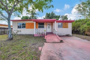 1360 Nw 117th St Miami, FL 33167 - MLS#A11947255