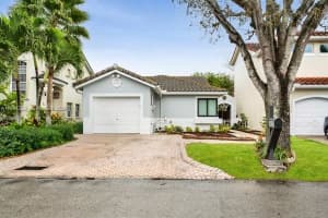 4917 Sw 154th Ave Miami, FL 33185 - MLS#A11947288