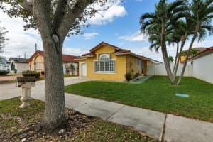 7475 Nw 167th Ter, Hialeah