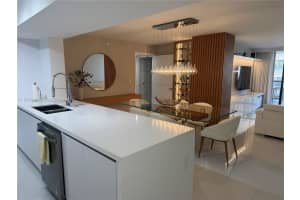 5757 Collins Ave 504 Miami Beach, FL 33140 - MLS#A11947340