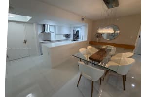 5757 Collins Ave 504 Miami Beach, FL 33140 - MLS#A11947340