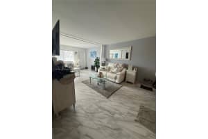 730 Pennsylvania Ave 512 Miami Beach, FL 33139 - MLS#A11947344