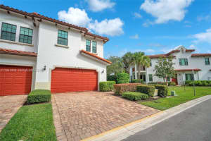 11603 Sw 13th Dr Pembroke Pines, FL 33025 - MLS#A11947360