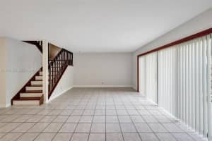 2990 Oaktree Ln 338 Hollywood, FL 33021 - MLS#A11947395