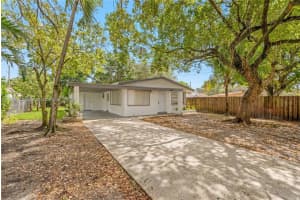 1709 N 59th Ter Hollywood, FL 33021 - MLS#A11947428