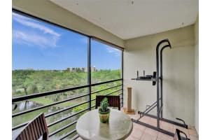 2304 S Cypress Bend Dr 712 Pompano Beach, FL 33069 - MLS#A11947431