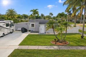 117 Sw 6th St, Hallandale Beach