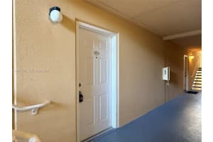 9907 Westwood Dr 21-2 Tamarac, FL 33321 - MLS#A11947442