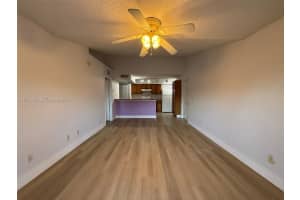 9907 Westwood Dr 21-2 Tamarac, FL 33321 - MLS#A11947442