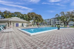 2900 Nw 48th Ter 402 Lauderdale Lakes, FL 33313 - MLS#A11947496