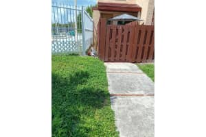 271 W Park Dr 1-7 Miami, FL 33172 - MLS#A11947508