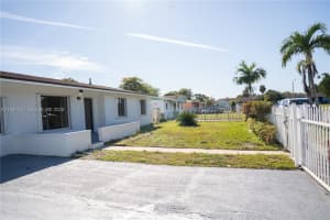 20025 Nw 32nd Ct Miami Gardens, FL 33056 - MLS#A11947517