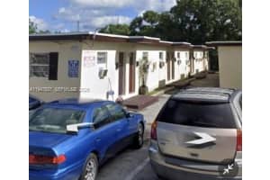 320 Nw 2nd Ave 2 Hallandale Beach, FL 33009 - MLS#A11947537