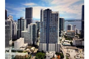 60 Sw 13th St 3214, Miami