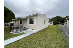 1240 Ne 143rd St North Miami, FL 33161 - MLS#A11947548