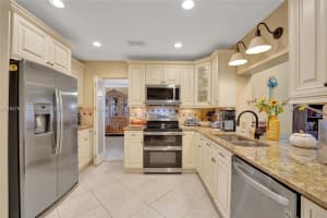 230 Se 4th St, Dania Beach