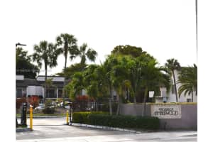 9944 Nw 41st St 23, Doral