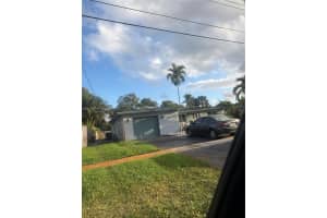 800 Nw 48th Ter Plantation, FL 33317 - MLS#A11947669