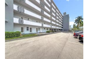1000 Ne 14th Ave 411 Hallandale Beach, FL 33009 - MLS#A11947674