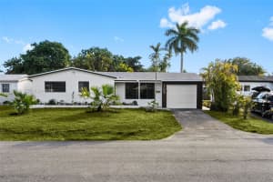 709 Sw 4th Ct Hallandale Beach, FL 33009 - MLS#A11947706