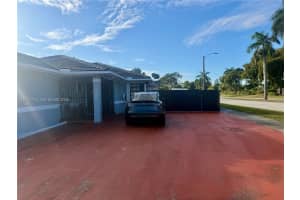 14690 Sw 49 St Miami, FL 33175 - MLS#A11947724