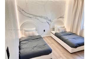 601 Nw 10th St 1 Hallandale Beach, FL 33009 - MLS#A11947752