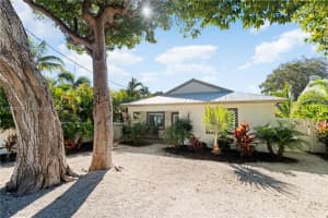 37 Bonefish Ave Key Largo, FL 33037 - MLS#A11947767
