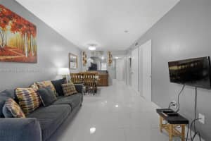 985 Ne 33rd Ter 102 Homestead, FL 33033 - MLS#A11947780