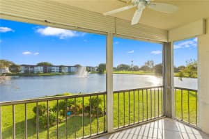 9500 N Hollybrook Lake Dr 5-206, Pembroke Pines 9500 N Hollybrook Lake Dr 5-206, Pembroke Pines