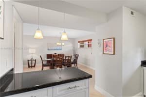 9500 N Hollybrook Lake Dr 5-206 Pembroke Pines, FL 33025 - MLS#A11947807