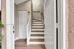 123 Nw 98th Ter Plantation, FL 33324 - MLS#A11947810