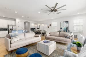 1041 Castle Pines Ct Kissimmee, FL 34747 - MLS#A11947812